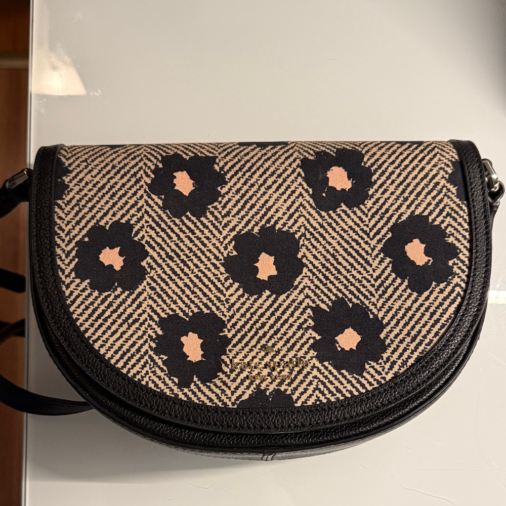 Kate Spade Black and Tan Patterned Crossbody Bag